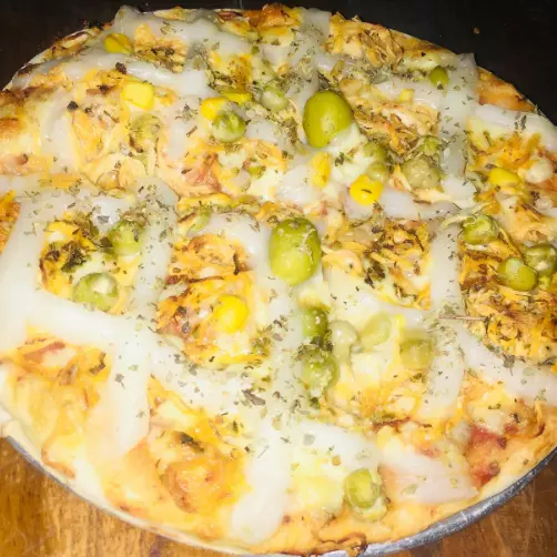 PIZZA MEDIA 06 FATIAS (UM SABOR)