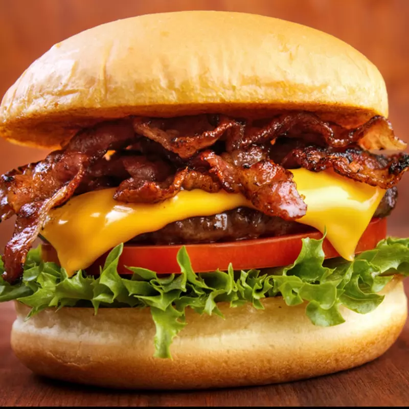 5 X- BURGUER + REFRI 1,5 LITRO