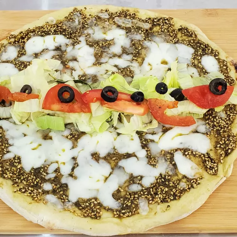 Saj zaatar y queso