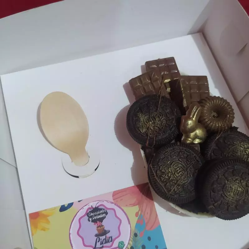 Huevo mediano oreo