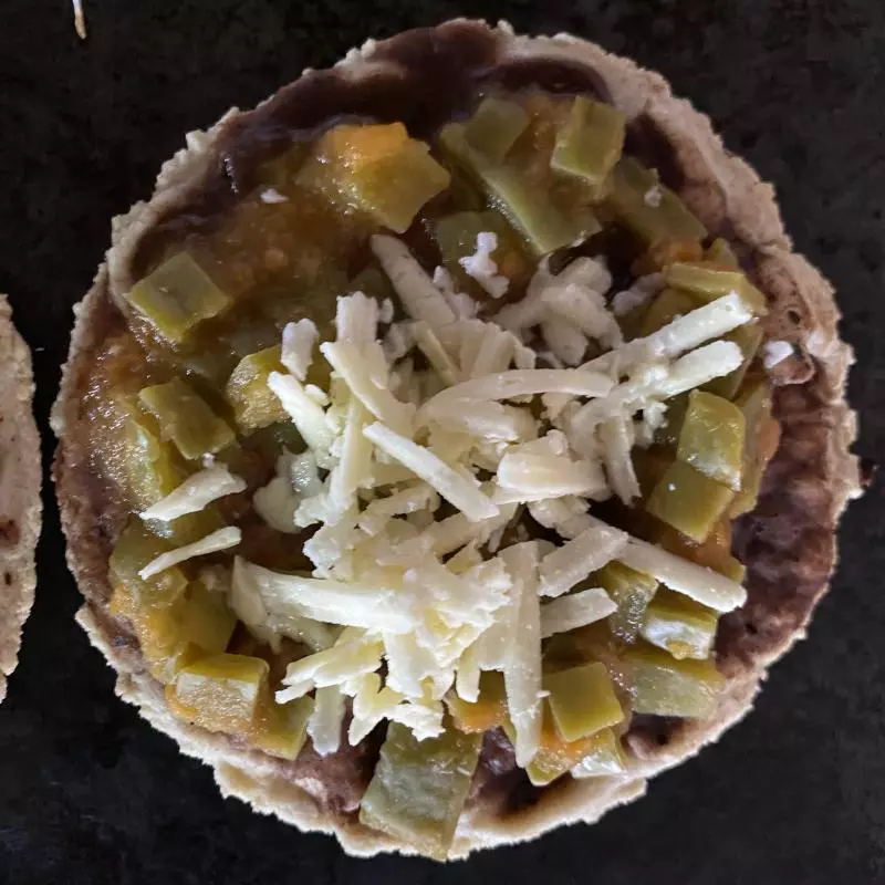 Sopes de nopales.