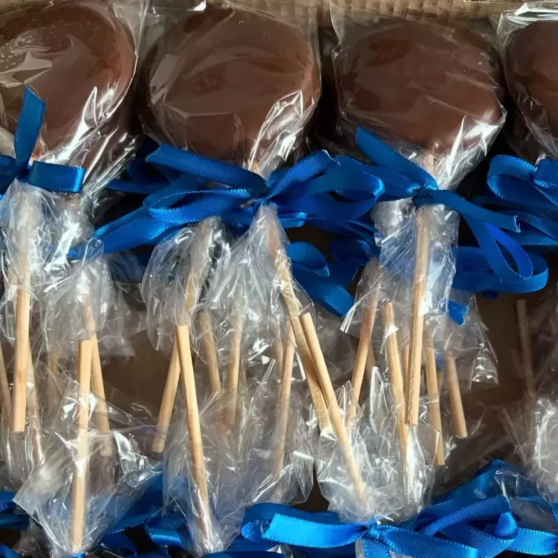 Pirulito de chocolate