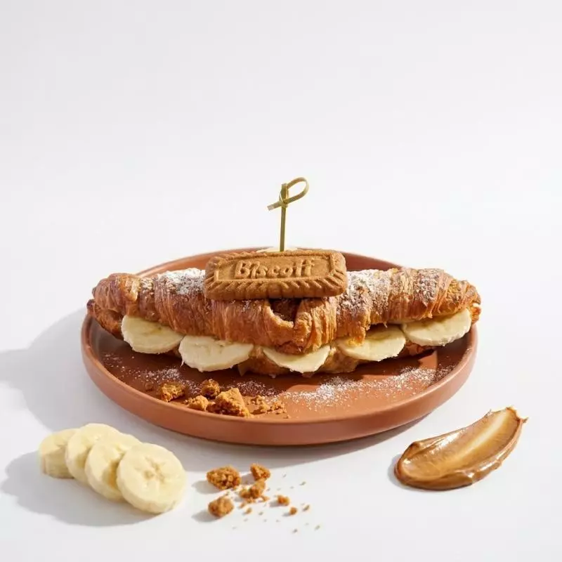 Croissant De Lotus