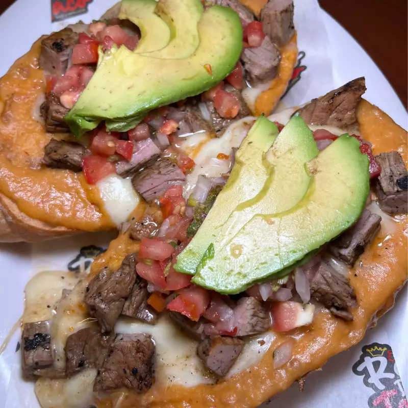 Molletes de arrachera