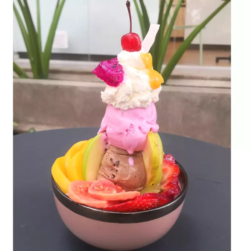 Ensalada de frutas Crema y Helado