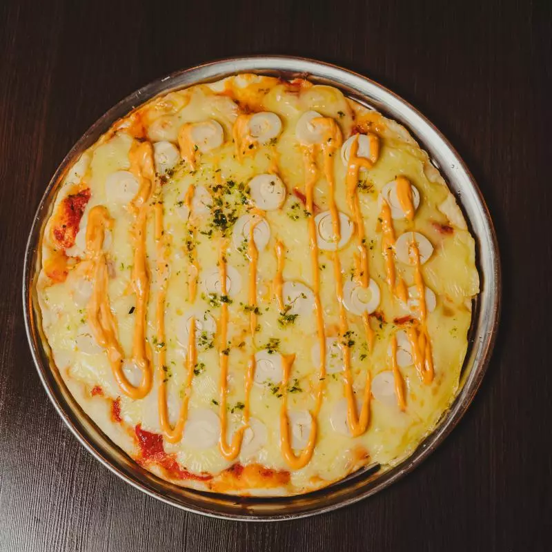 Pizza Palmito y Salsa Golf