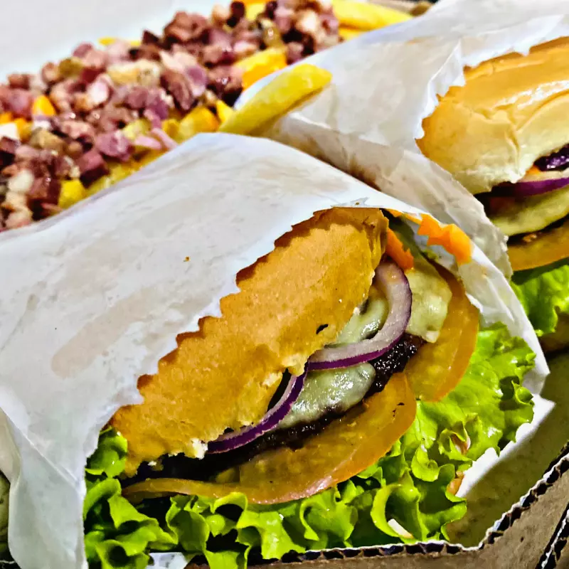 casal do cia ( fritas bacon cheddar)