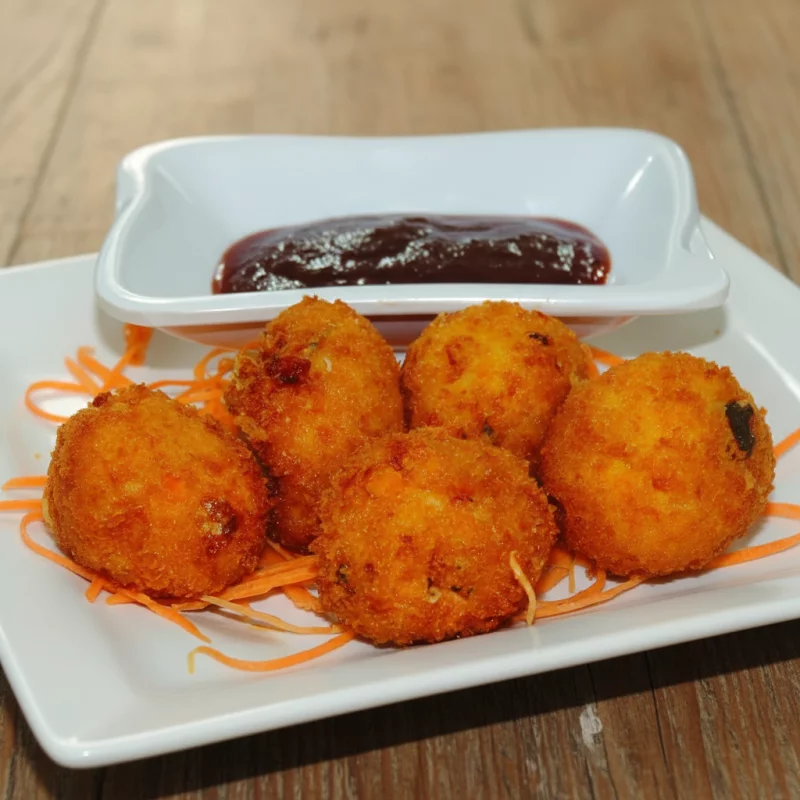 Bolinho de Salmão - 4und