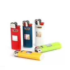 Isqueiro Bic pequeno