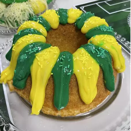 Bolo Brasil 18cm