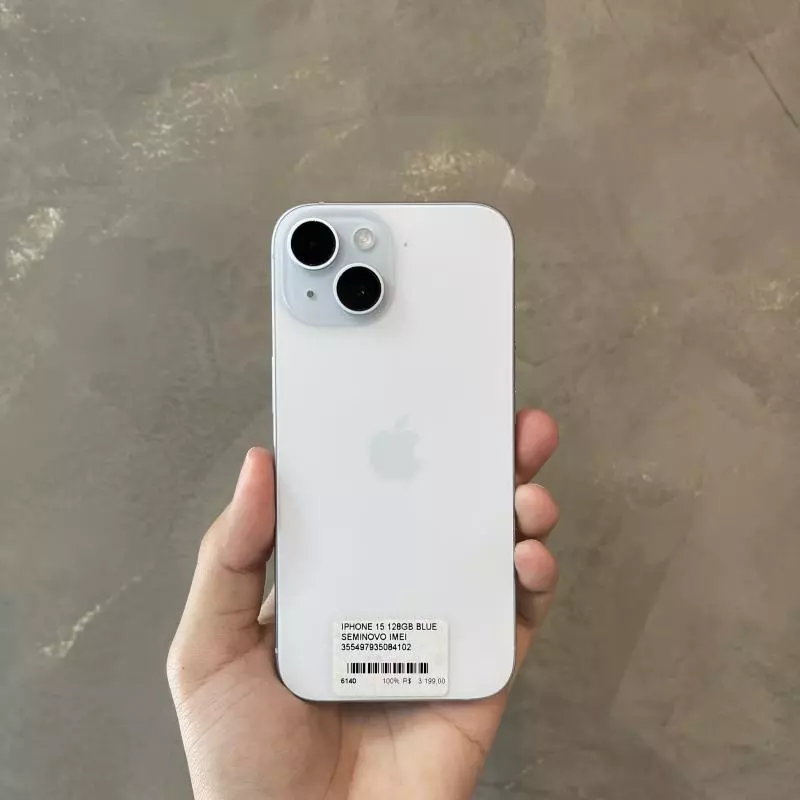 iPhone 15 128GB
