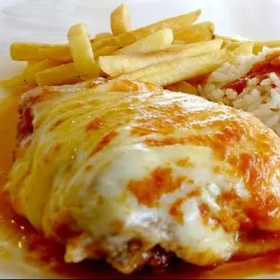 Parmegiana de Frango para 2 Pessoas