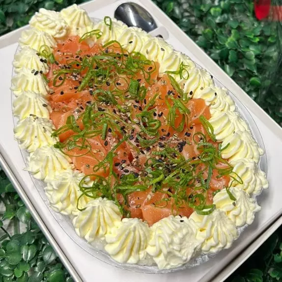 Ovo de Sushi Salmão Picado