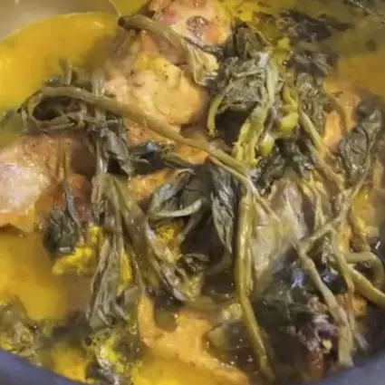 FRANGO ASSADO NO TUCUPI