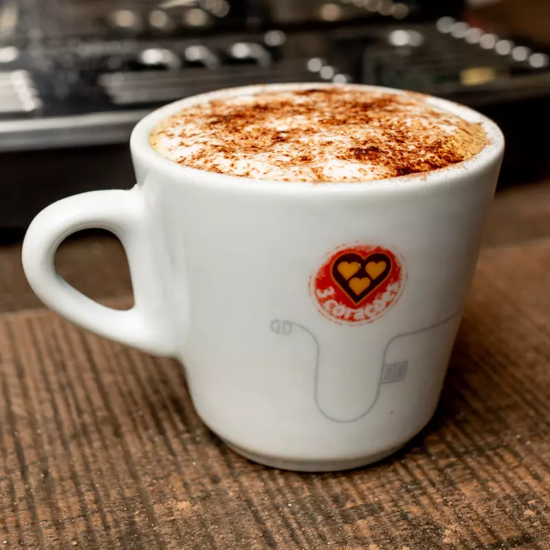 CAFE EXPRESSO COM LEITE