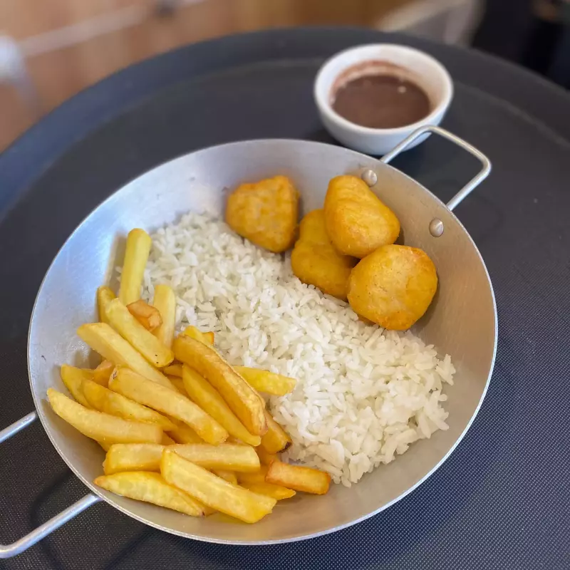 KIDS DE CHICKEN SUPREME EXECUTIVO