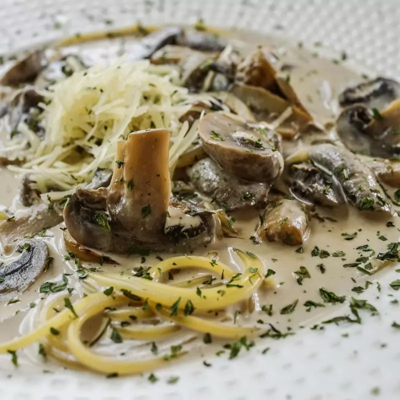 Spaguetti con hongos/ mushrooms spa