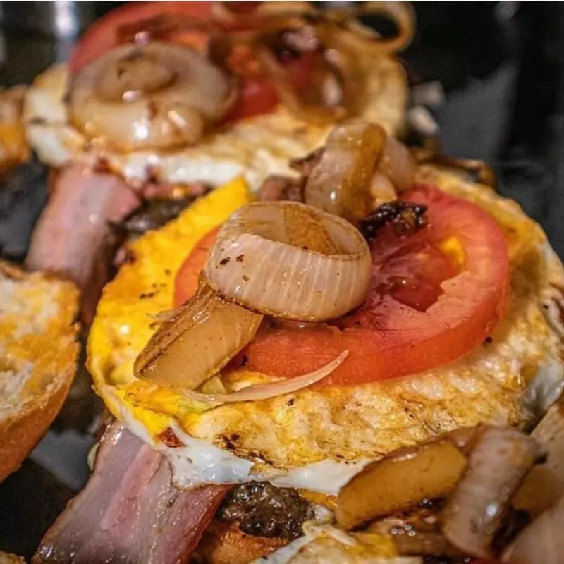 HAMBURGUESA RANCHERA