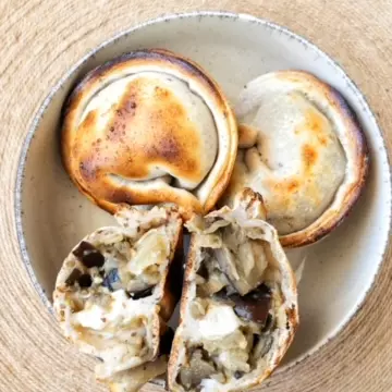 Empanada Berenjena asada y Q.sardo