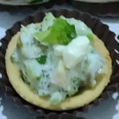 Tortinha de Brócolis e Cream Cheese