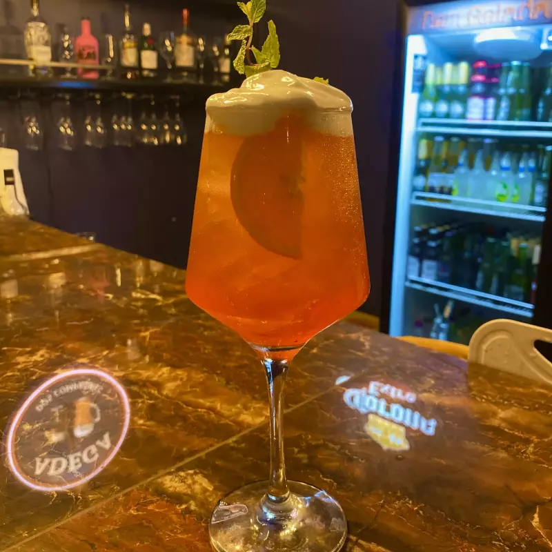 SUNSET MORANGO SPRITZ