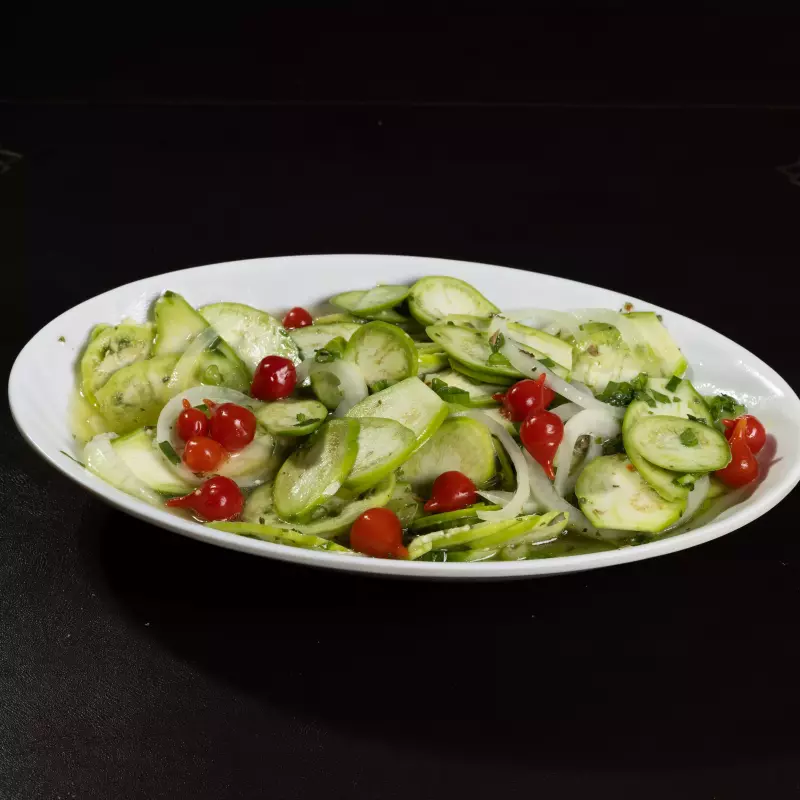 Salada De Jiló Divina