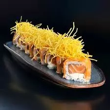 Uramaki Salmão Crispy Batata Doce