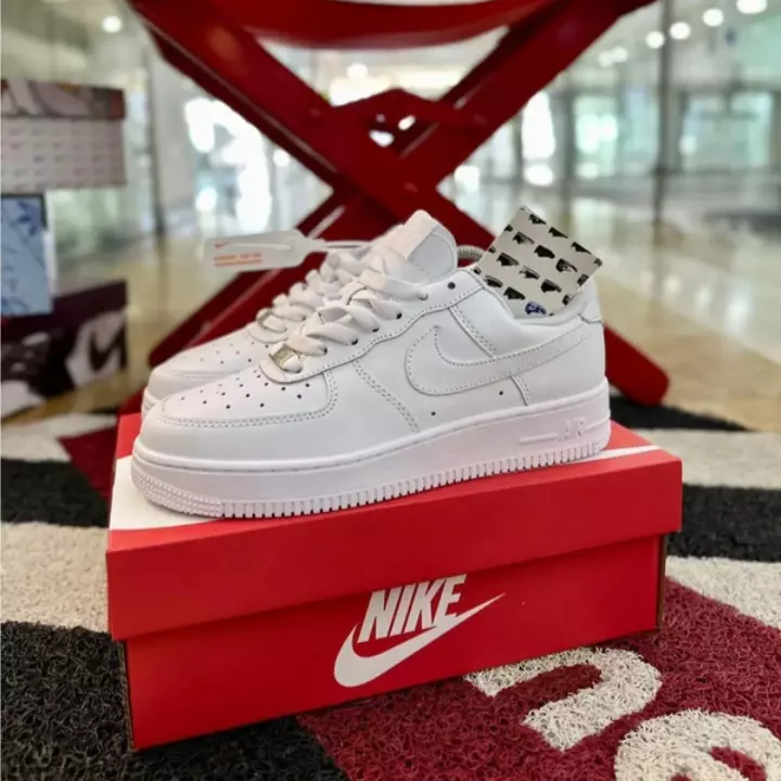 TENIS NIKE AIR FORCE ONE
