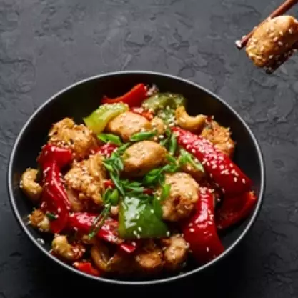 Schezwan Chicken Dry (8 pcs)