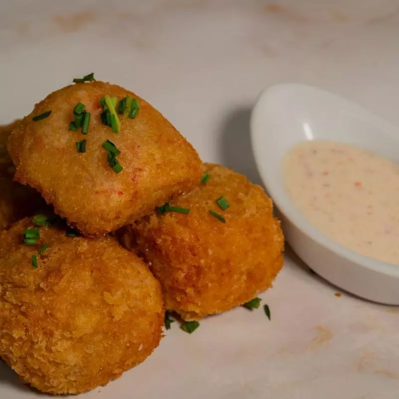 croquetas de cangrejo