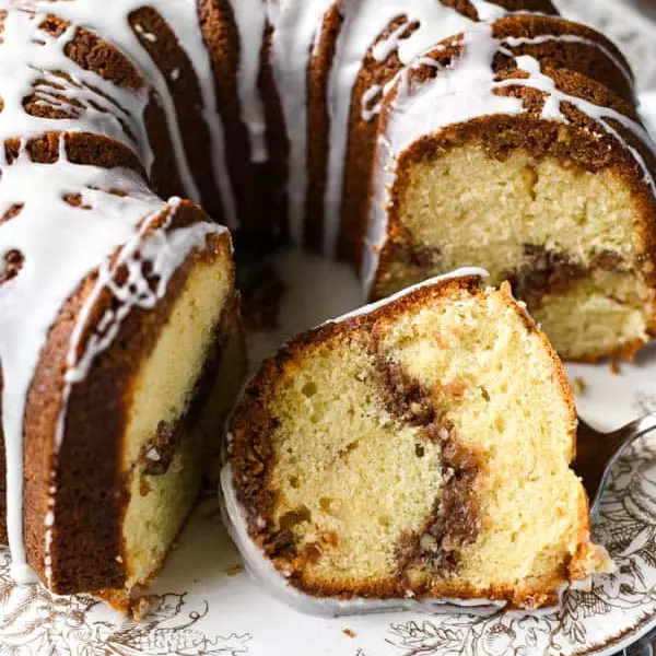 Queque relleno de miel de coco