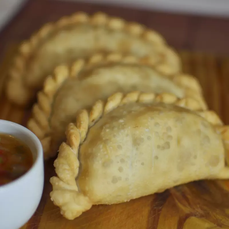 Empanada de Pollo frita