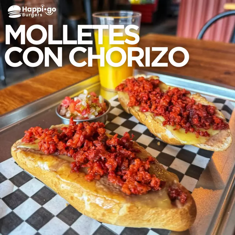 Molletes con chorizo