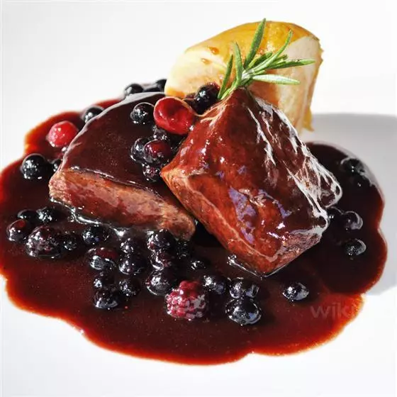 Carne Salsa Frutos Rojos