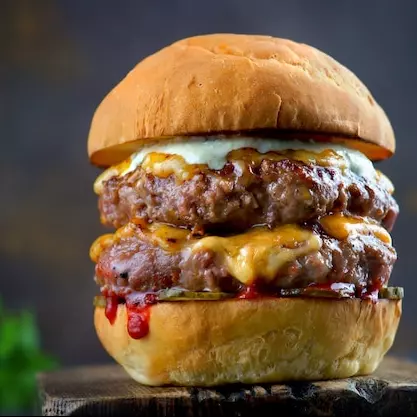 Empório Burguer Duplo Cheddar