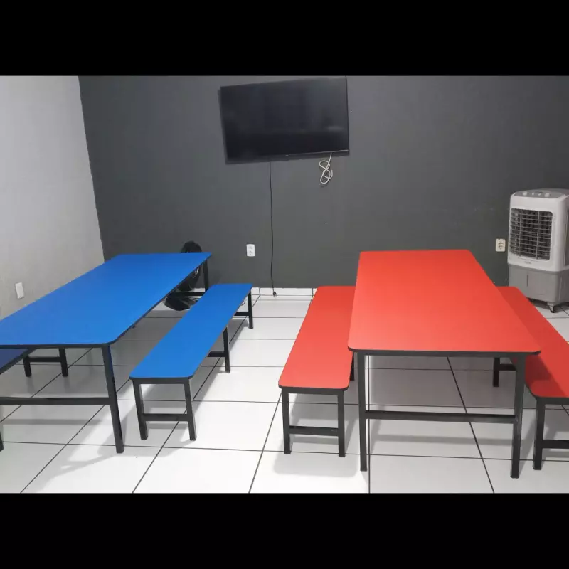 Mesa com bancos Industrial