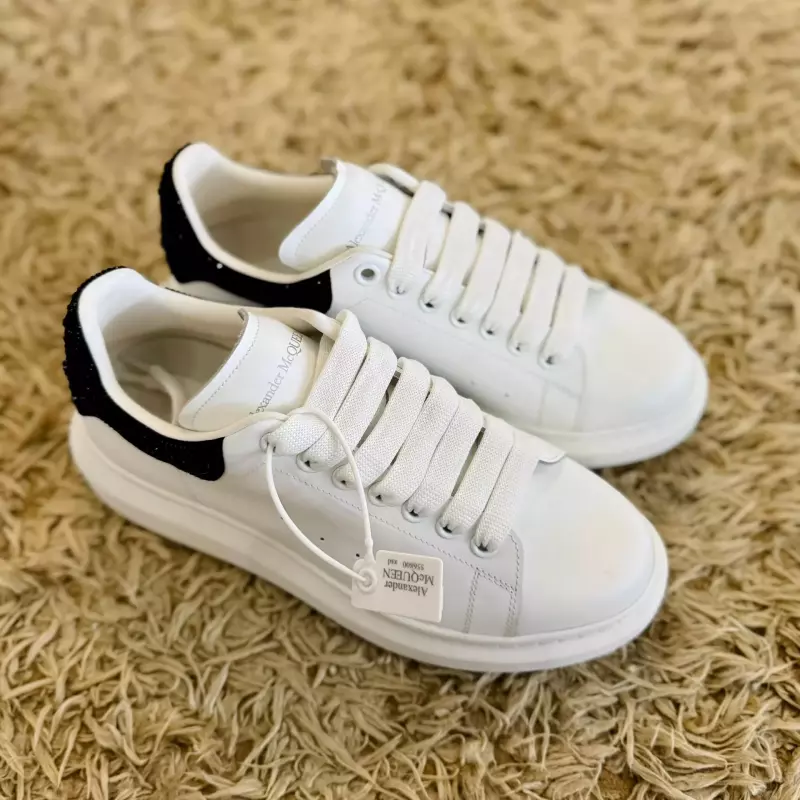 TENIS ALEXANDER MCQUEEN WHITE&BLACK