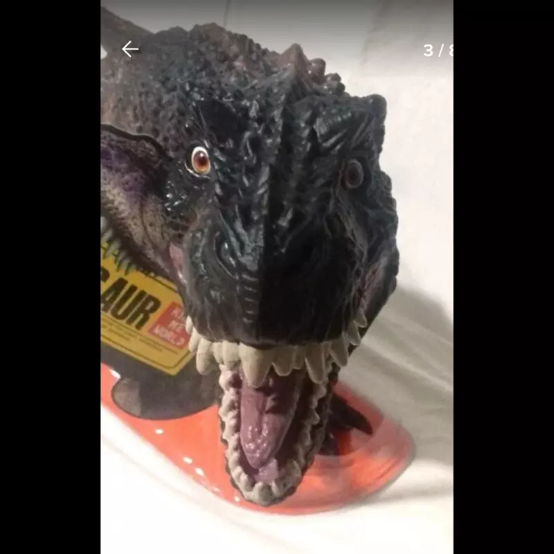 T. Rex Grande con rugido