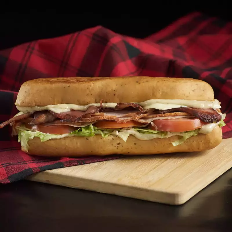 SANDWICH PERNIL DE CERDO RANCHERO