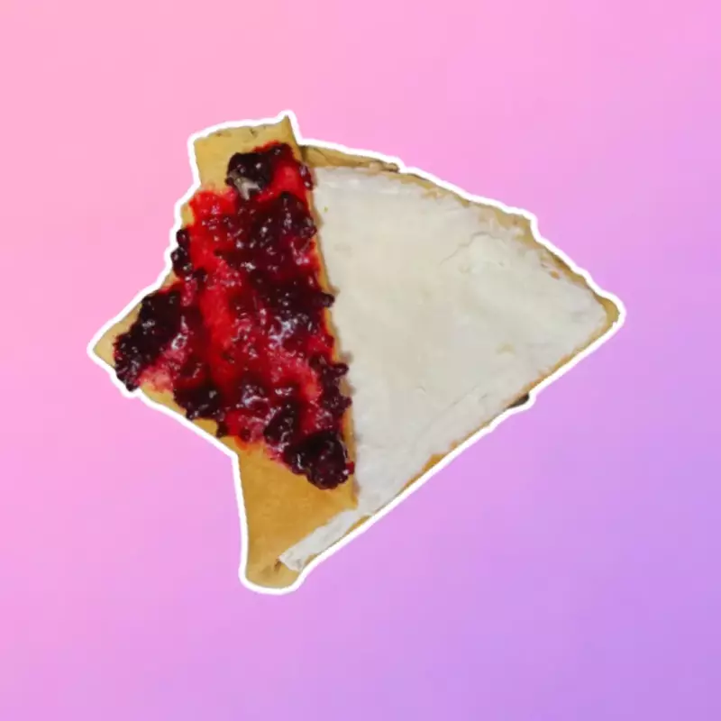 Crepa Zarzamora + queso Philadelphia