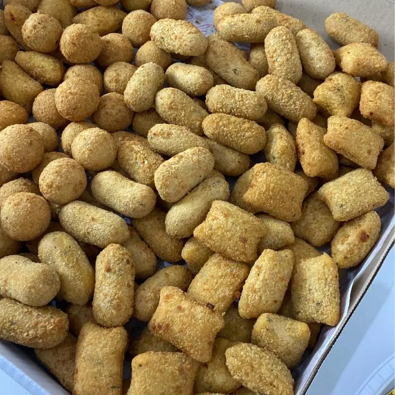 25 mini salgados fritos