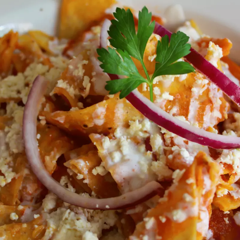 CHILAQUILES  ROJOS
