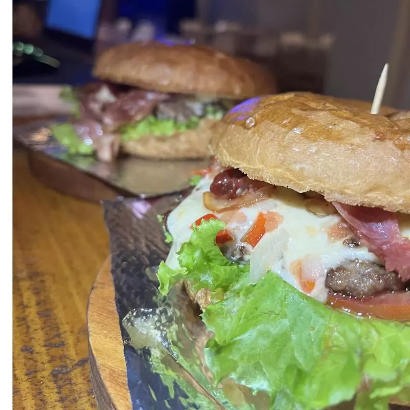 Hamburguesa Criolla