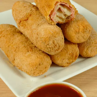 Enroladinho de presunto com queijo