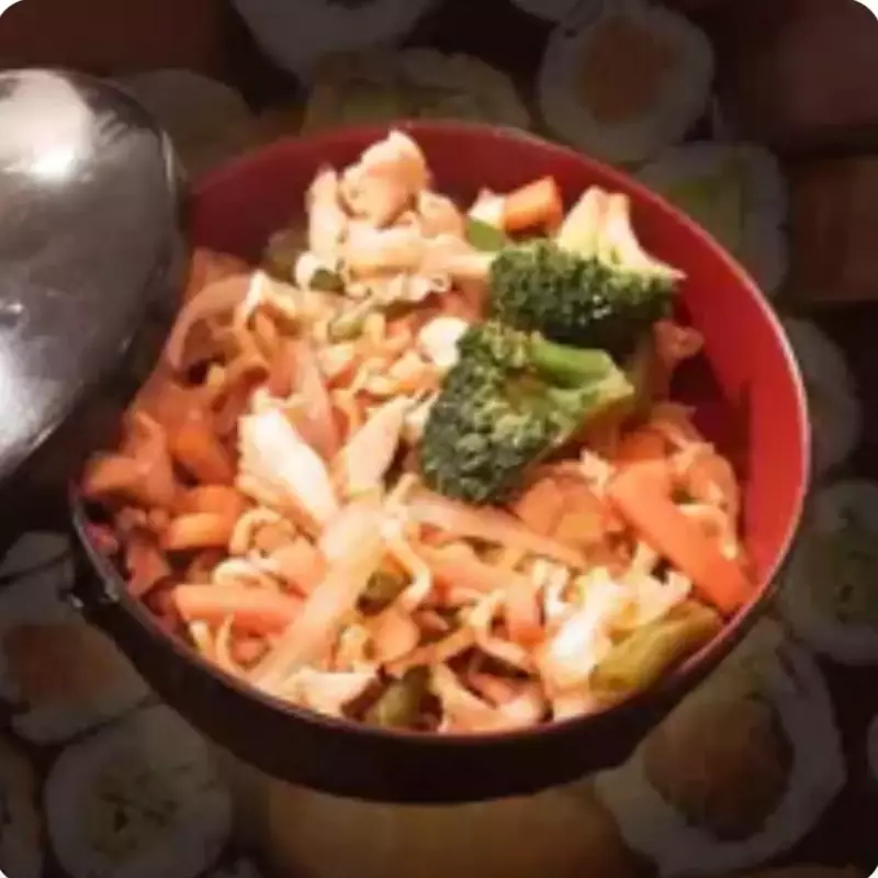 Yakissoba de frango BABY (375g)