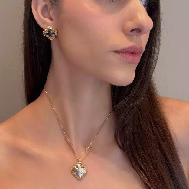 Colar e brinco clover