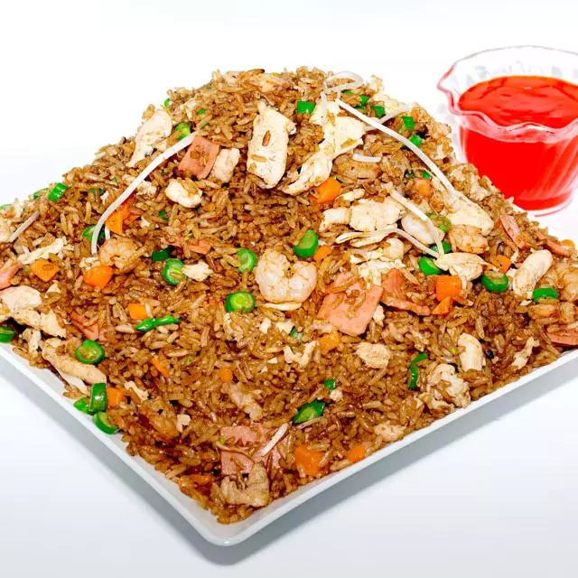 Arroz chino a la Colombiana