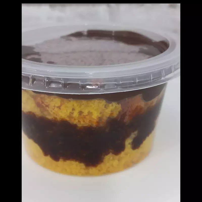 BOLO NO POTE CENOURA COM BRIGADEIRO