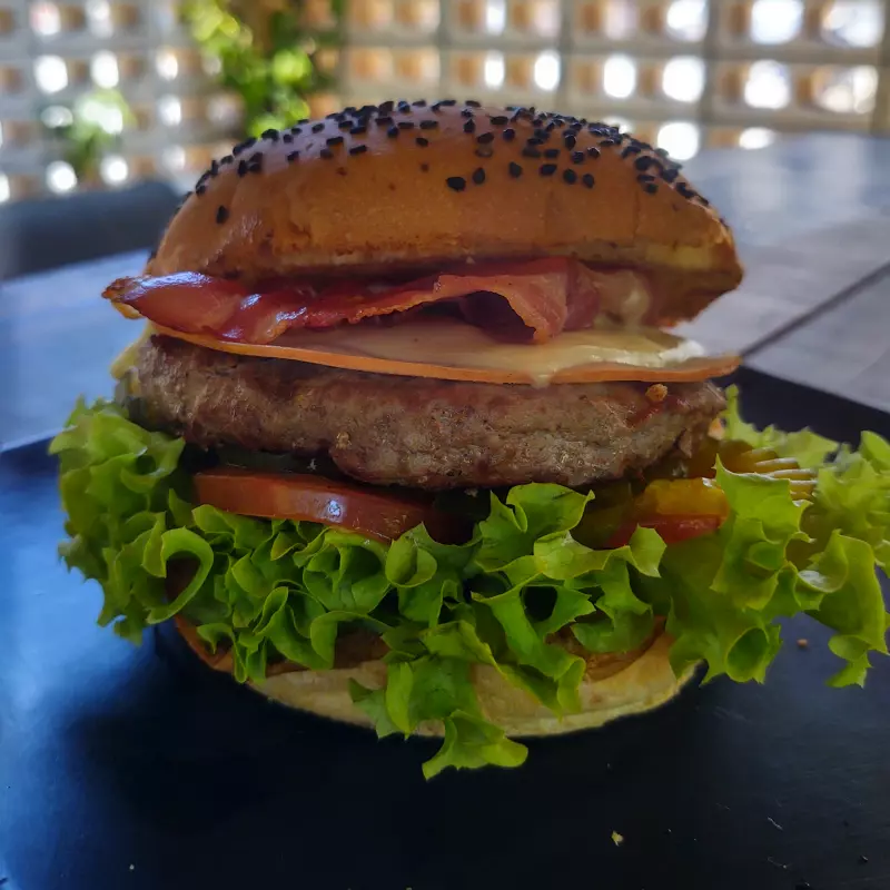 BURGER TRADICIONAL