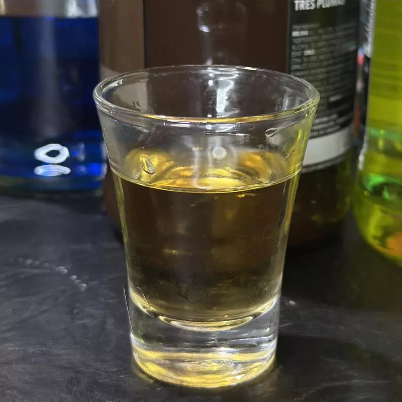 Falso whisky (Intermedio)